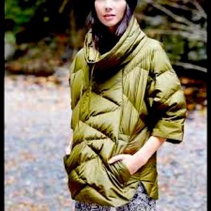 Nau Allee pullover down jacket size medium